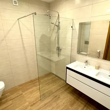 فيلة Pleasant With Private Pool In
