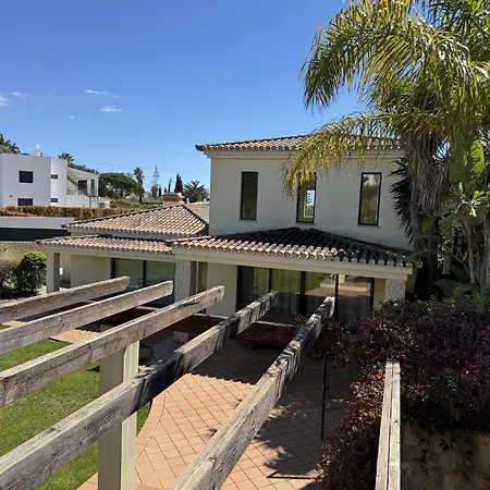 Pleasant With Private Pool In Carvoeiro (Lagoa)