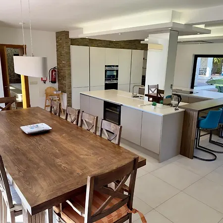 Pleasant With Private Pool In Villa Carvoeiro (Lagoa)