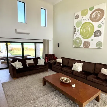 فيلة Pleasant With Private Pool In