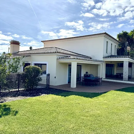 Pleasant With Private Pool In Villa Carvoeiro (Lagoa)