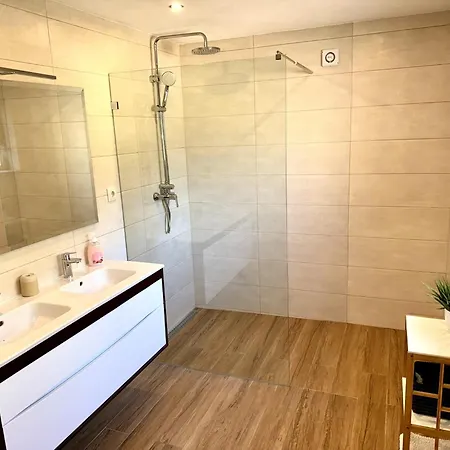Pleasant With Private Pool In Villa *