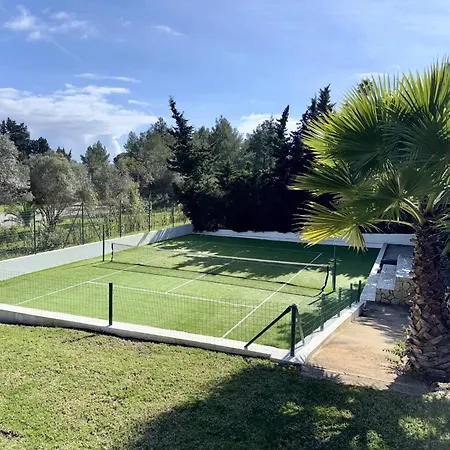 Pleasant With Private Pool In كارفويرو